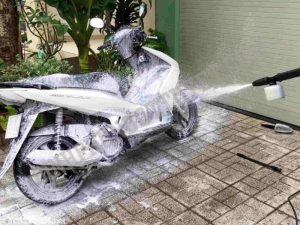 Rửa xe bọt tuyết