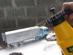 Rửa xe bọt tuyết
