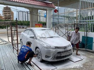 rửa xe bọt tuyết