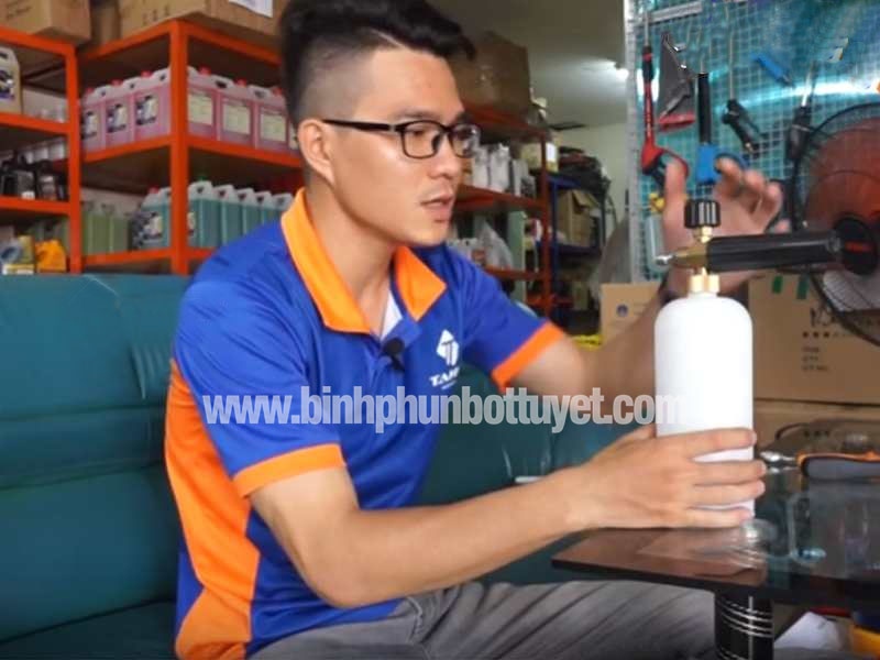 loi-khong-len-bot-binh-bot-tuyet-cam-tay-3