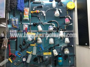 mua-binh-bot-tuyet-cam-tay-4