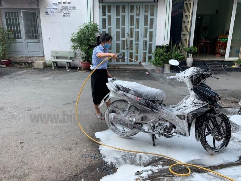 binh-phun-bot-tuyet-inox-304