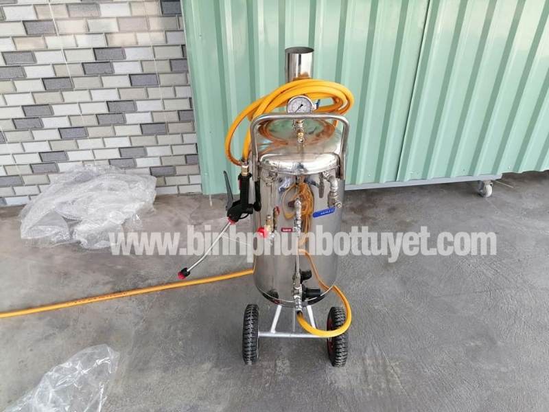binh-phun-bot-tuyet-1